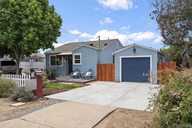 Building Photo - 586 Del Mar Ave
