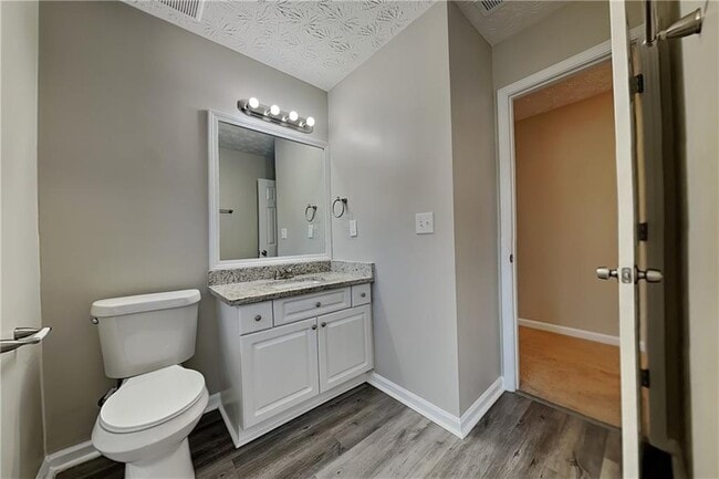 Building Photo - 368 Dunagan Chase Dr SE