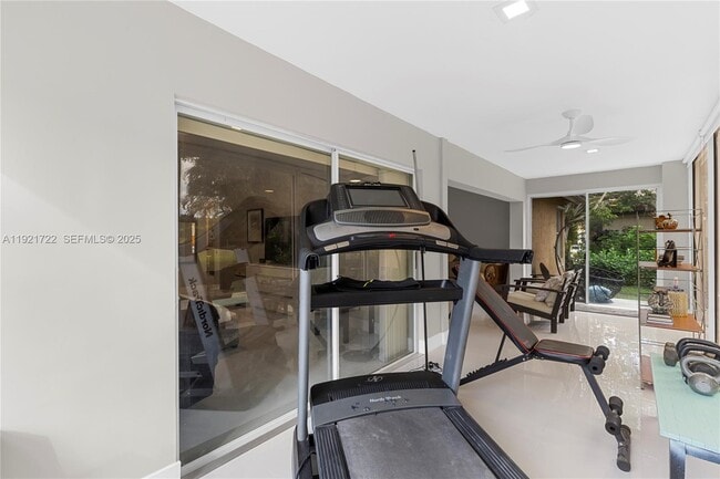 Building Photo - 19648 Back 9 Dr