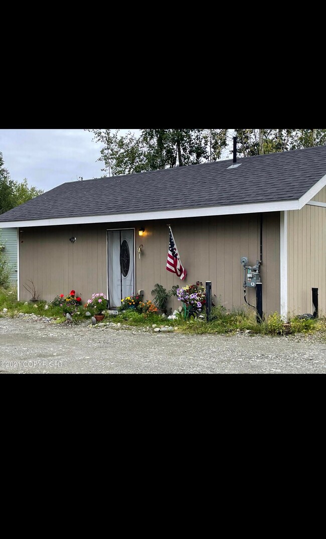 Building Photo - 8117 North Shore Dr