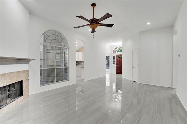 Building Photo - 4221 Creekstone Dr