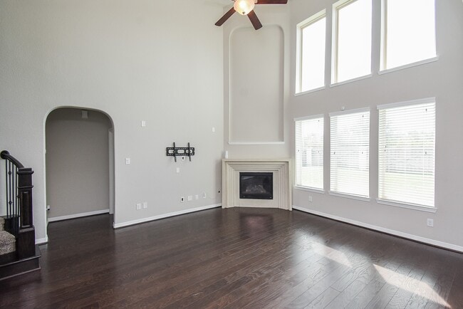 Building Photo - 4355 Thornapple Hills Ct
