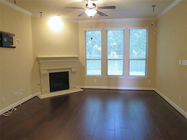 Building Photo - 13902 Desert Trace Ct