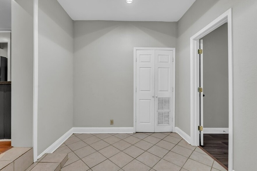 Building Photo - 1613 Johanna Fairway