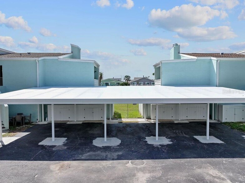 Building Photo - 1 Windrush Blvd