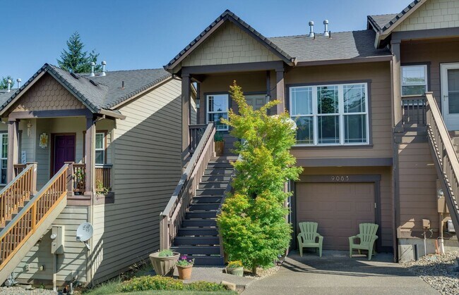 Building Photo - Spacious Happy Valley Townhome Featuring Three Bedrooms, Two Balconies & Attached Garage