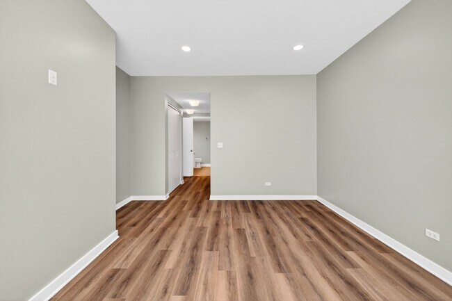 Building Photo - 1151 W Washington Blvd