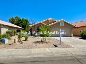 Building Photo - Wonderful 4 bedroom home newly updated in ...
