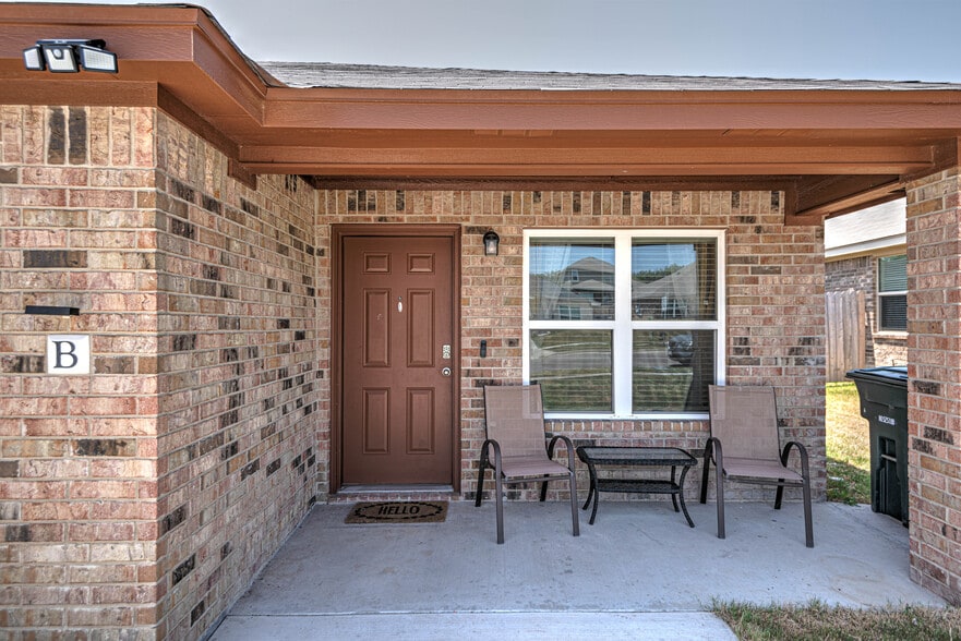 Building Photo - 1311 Liberation Ln