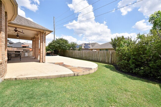 Building Photo - 19211 San Saba River Ct