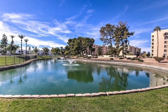 Building Photo - Old Town Scottsdale Condo with a View! Furnished