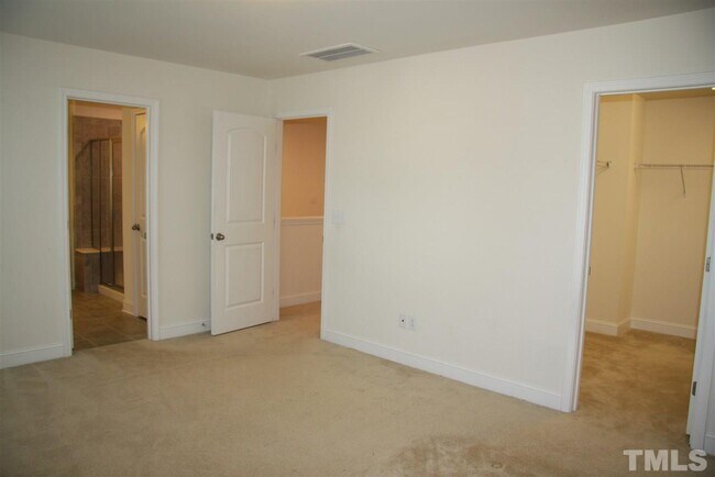 Building Photo - 1655 Cary Reserve Dr