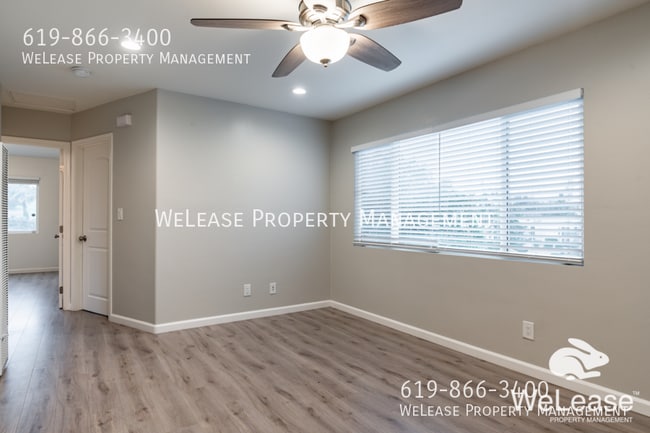 Building Photo - 5368 Rex Ave