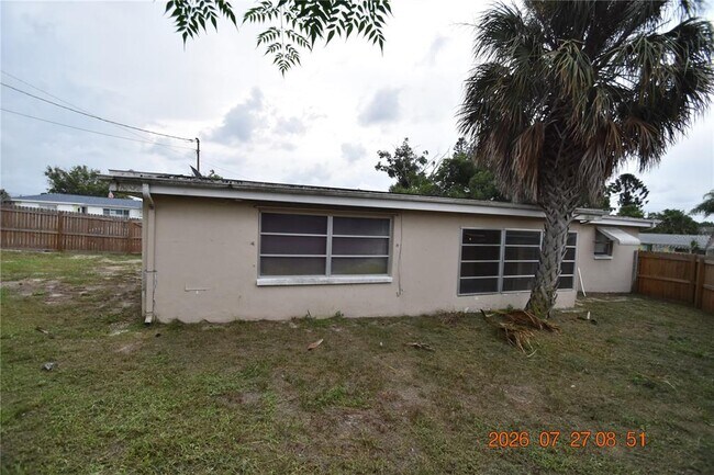 Building Photo - 3221 Topp Dr
