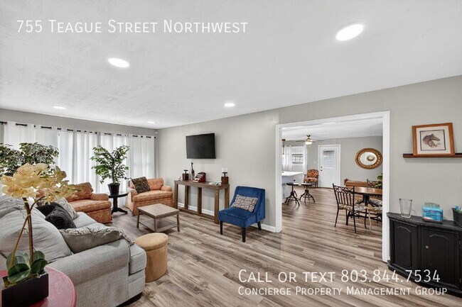Building Photo - 755 Teague St NW