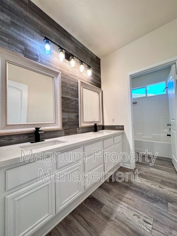 Building Photo - 23394 Blue Gardenia Ln