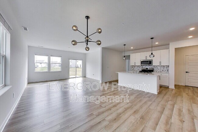 Building Photo - 4543 Nokes Pl