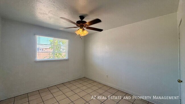 Building Photo - 7532 N 21st Ave