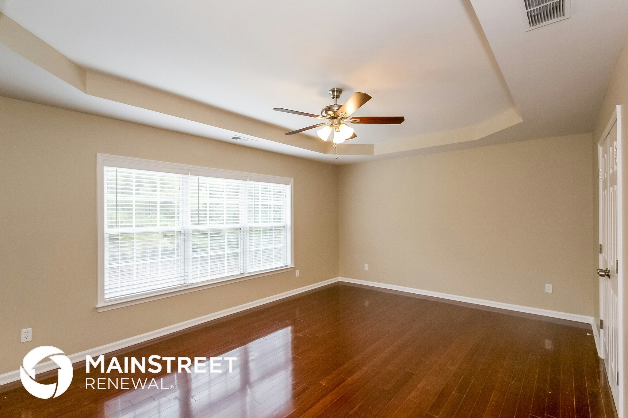 Building Photo - 3180 Elmendorf Dr NW