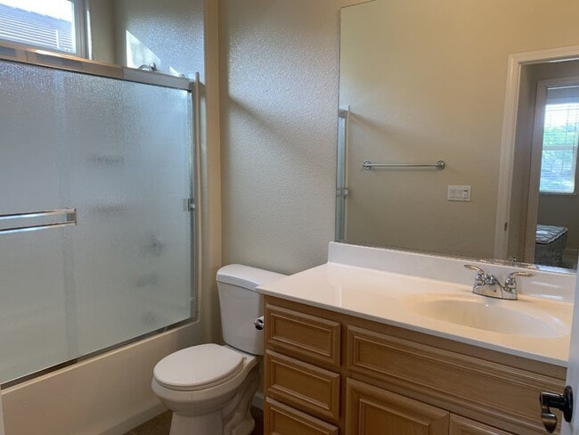 Building Photo - Rare opportunity to rent in the Eskaton Village in Placerville!