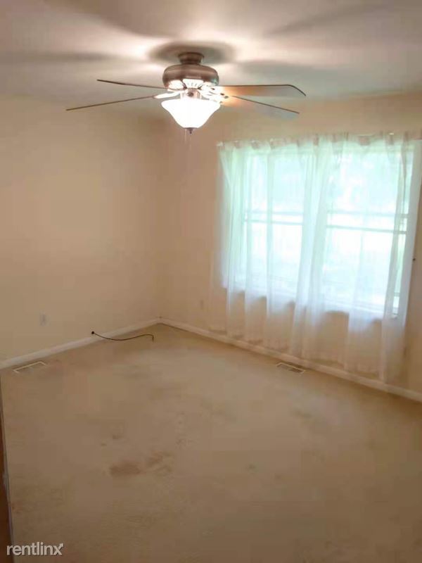 Building Photo - 4 br, 2 bath House - 480 Calkins Road