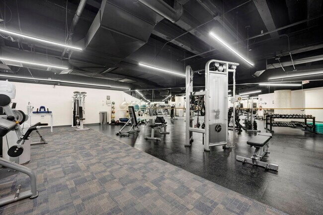 Building Photo - 680 N Lake Shore Dr