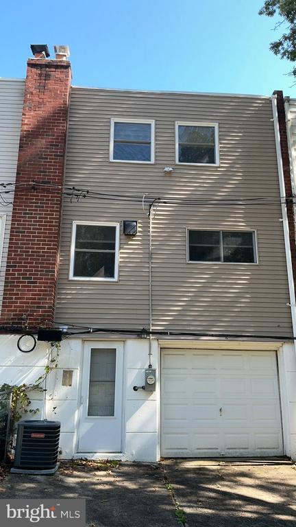 Building Photo - 1434 Powell Rd
