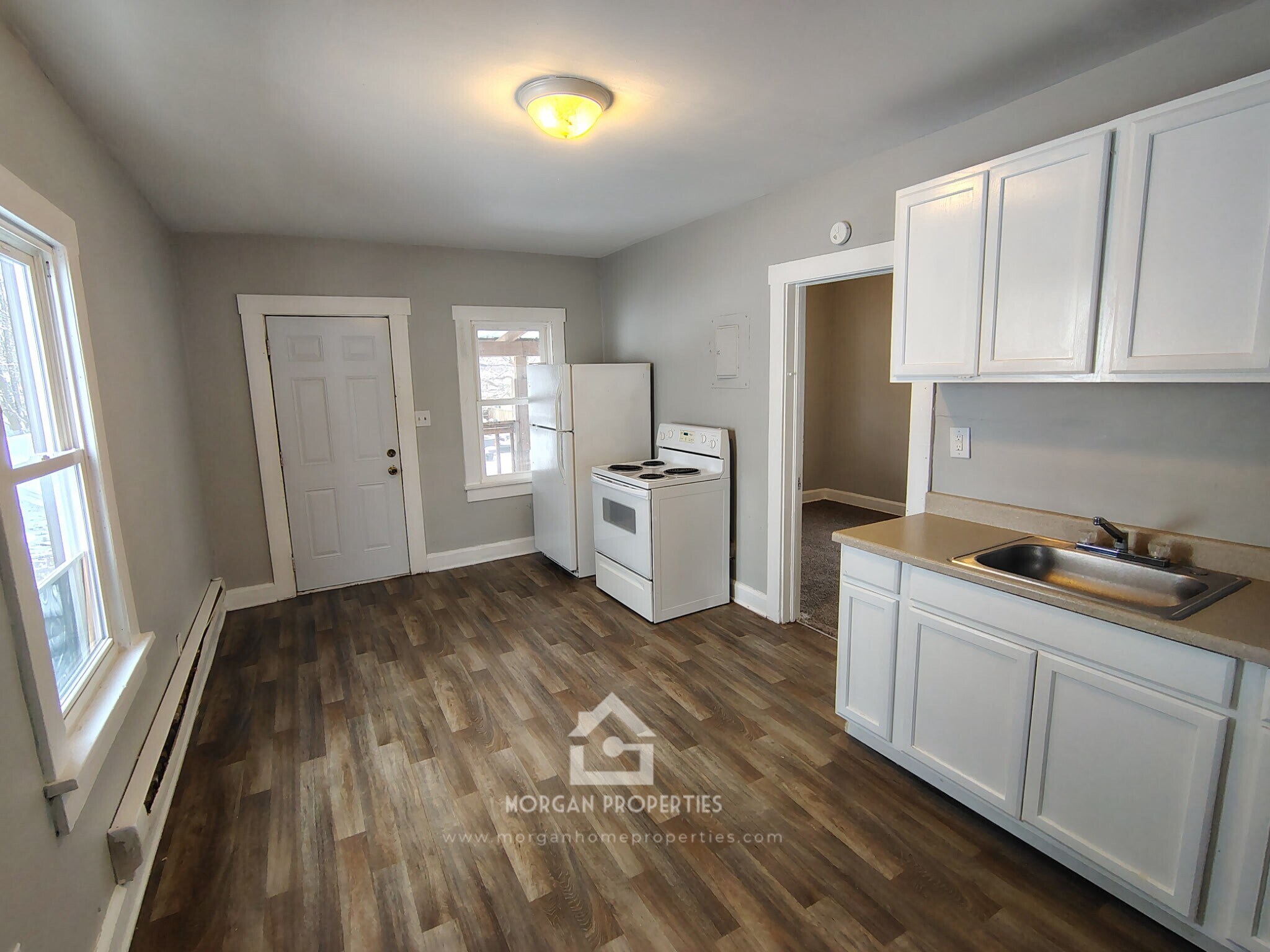 Building Photo - 1712 Main St