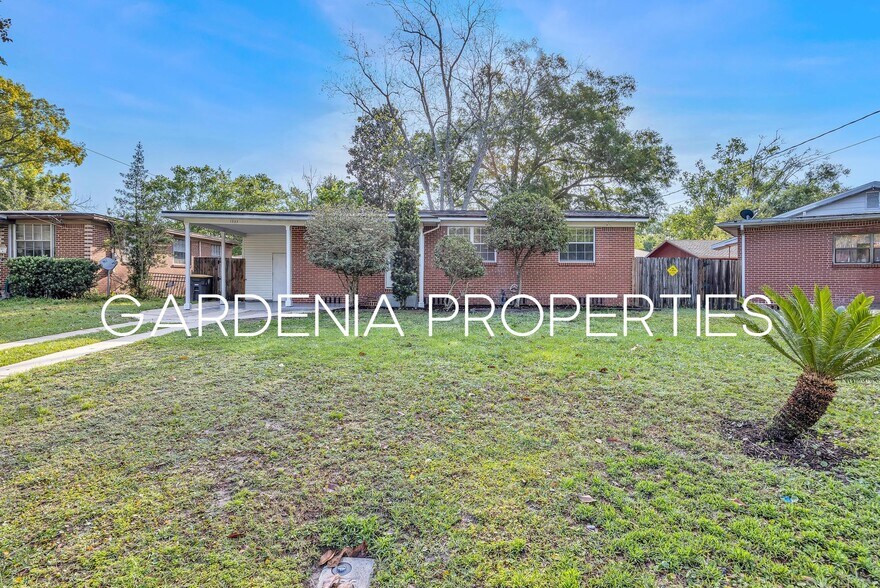 Building Photo - 1353 Placid Pl