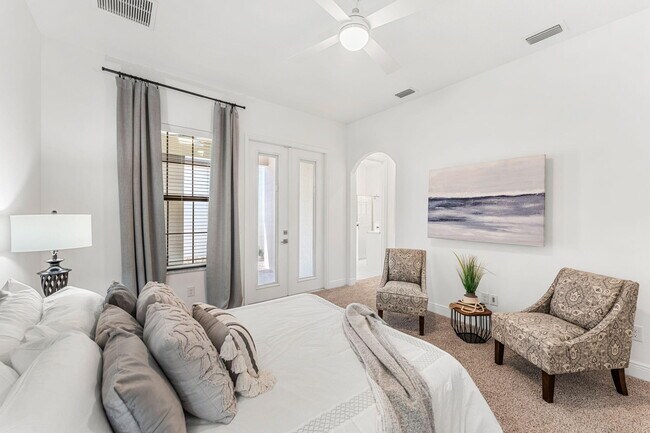 Building Photo - 8130 Allure Dr