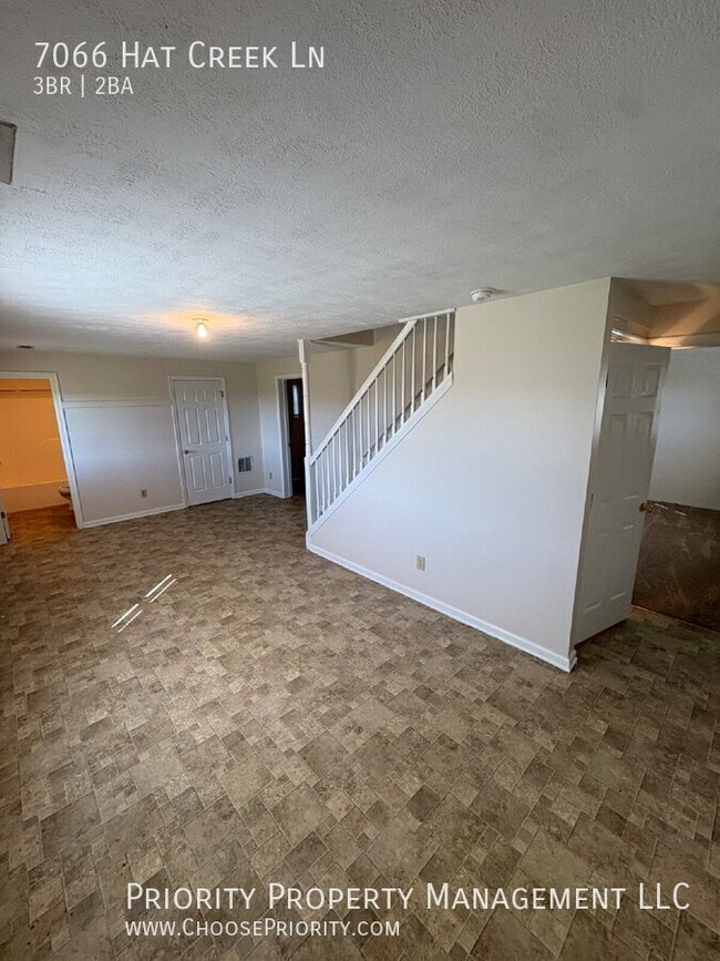 Building Photo - 7066 Hat Creek Ln