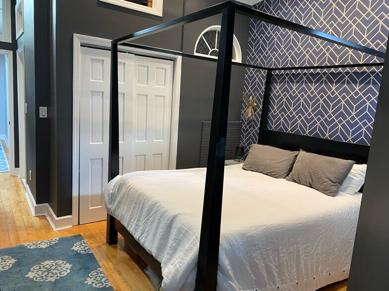 Main Bedroom - 2033 13th St NW