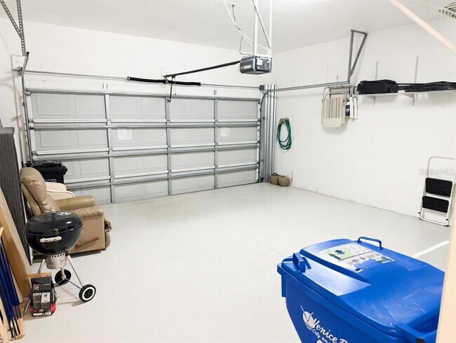 Building Photo - 1802 Triano Cir