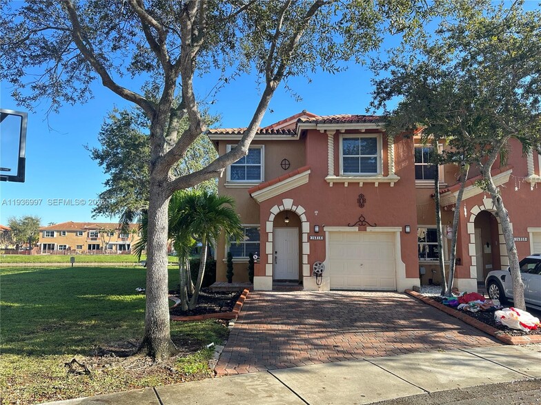 Building Photo - 15313 SW 31st Ter