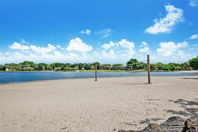 Building Photo - 10560 SW 156th Pl