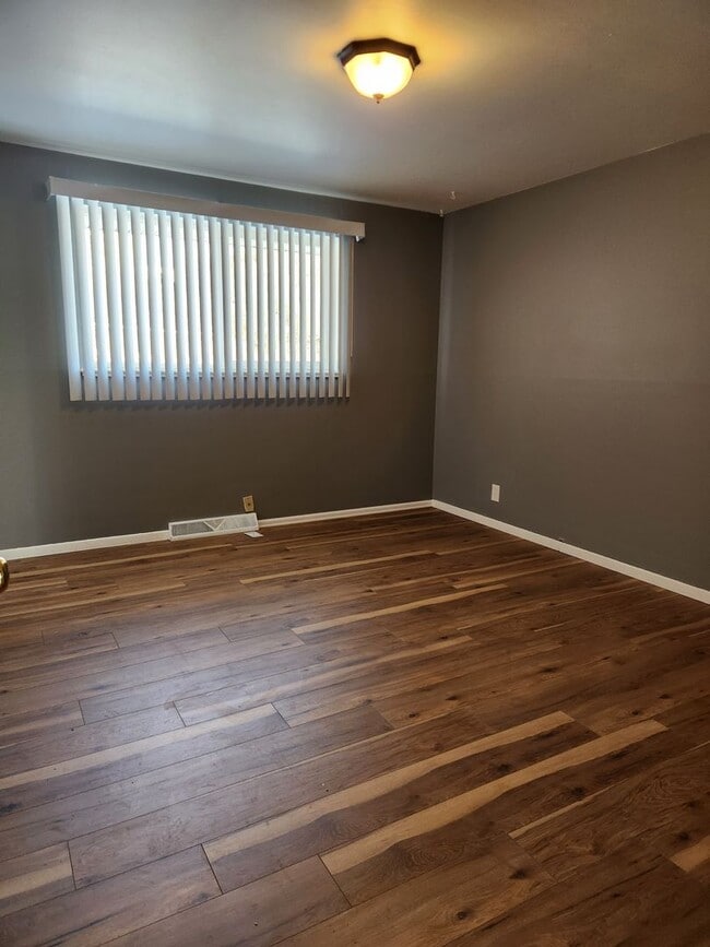 Building Photo - Great home in very desired area!