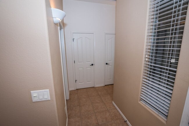 Building Photo - 1604 Laguna Nigel Dr