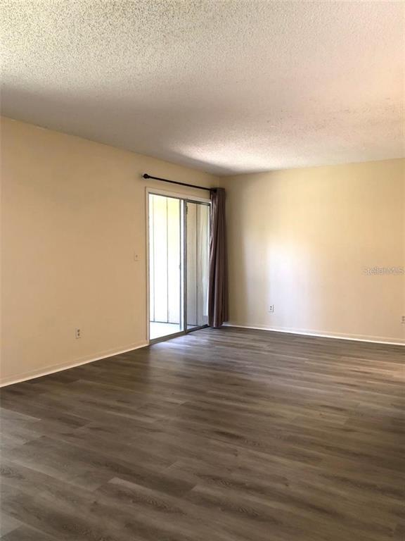 Building Photo - 120 Hibiscus Woods Ct