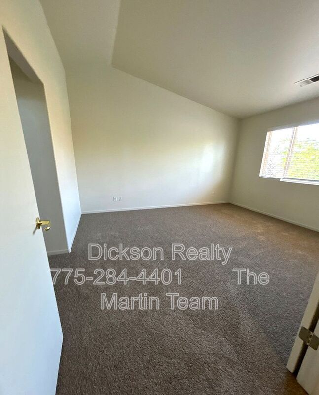 Building Photo - 5153 Lorenzo Ln