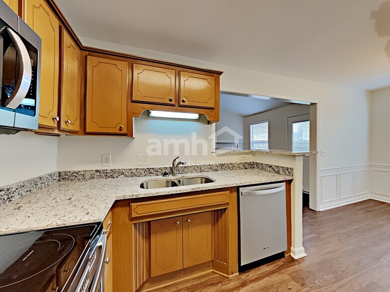 Building Photo - 101 Fawcett Ct