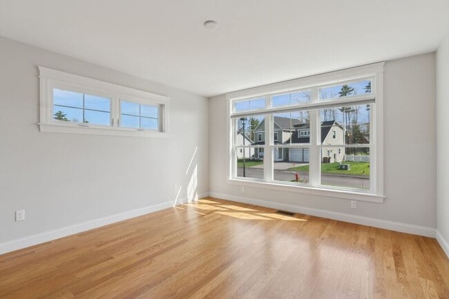 Building Photo - 2 Lodge Dr