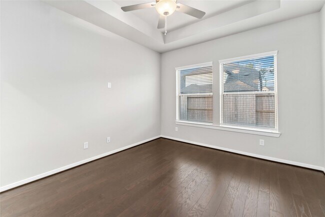 Building Photo - 7334 Lake Arrowhead Ln