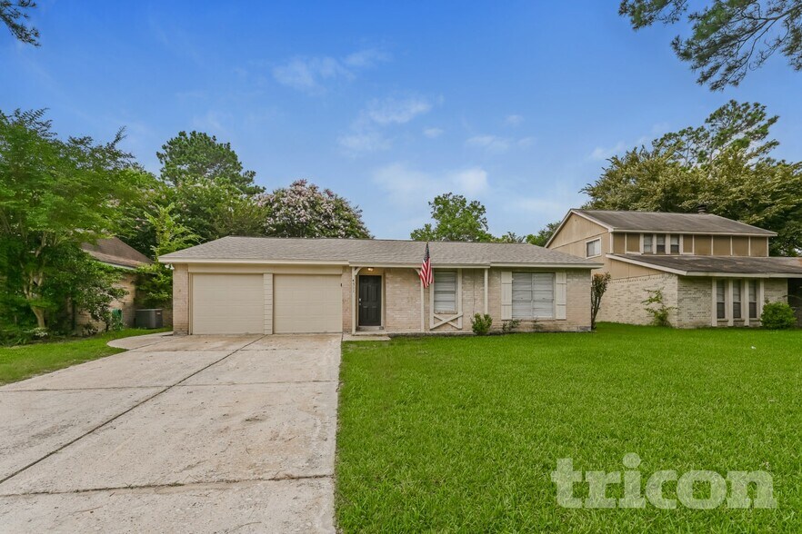 Primary Photo - 4511 Burkegate Dr