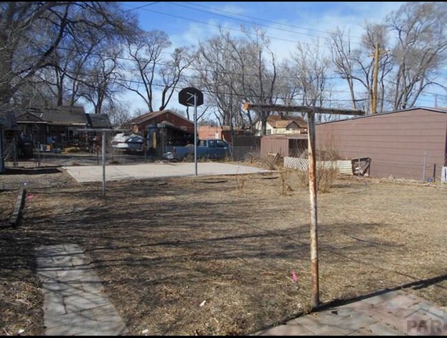 Building Photo - 1723 Stone Ave
