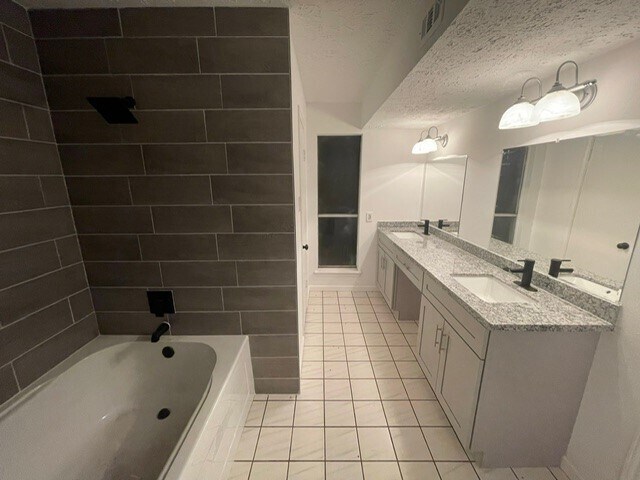 Building Photo - 11522 Stone Bridge Dr