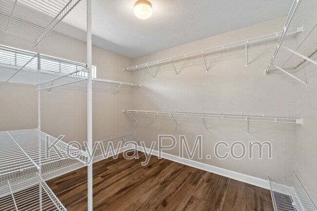 Building Photo - 4523 Frank Warren Dr