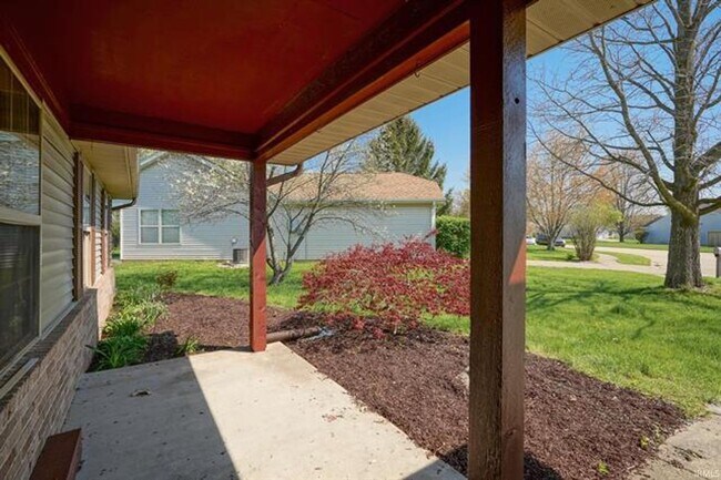 Building Photo - 4320 Roundtable Ct