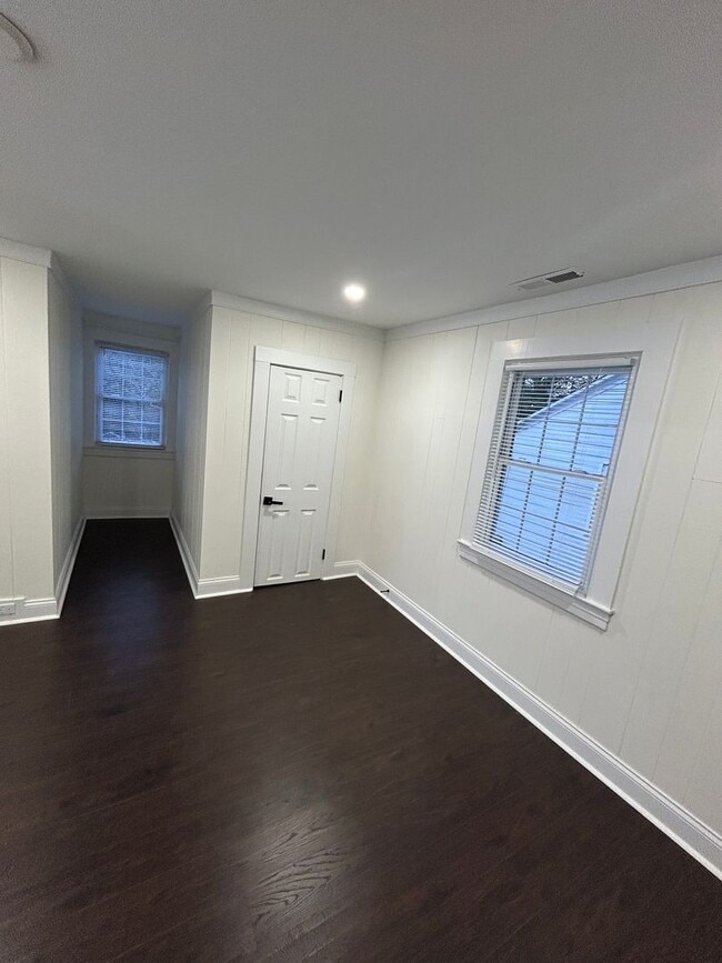Building Photo - Available Soon! Ardmore WS, 4 Bedroom, 3 F...