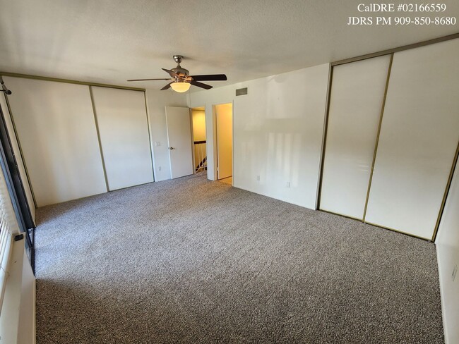 Building Photo - San Dimas 3 Bedroom Townhouse