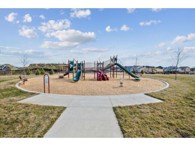 Building Photo - 6993 Huckleberry Dr